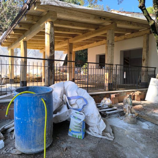 /sites/default/files/2025-04/Rifugio%20portico%20intero_0.jpeg